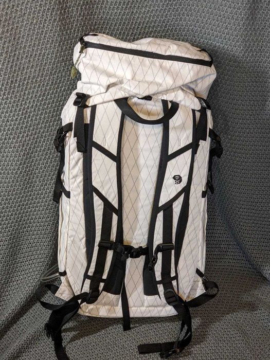 Шикарний рюкзак Mountain Hardwear scrambler 25л