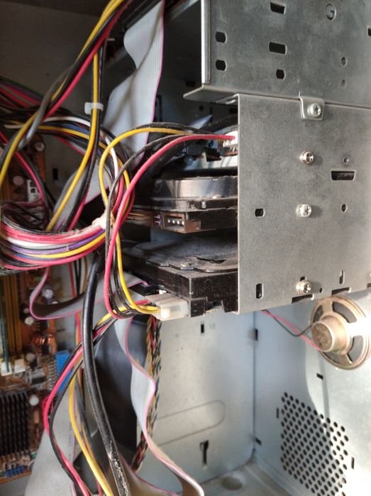 Системний блок .