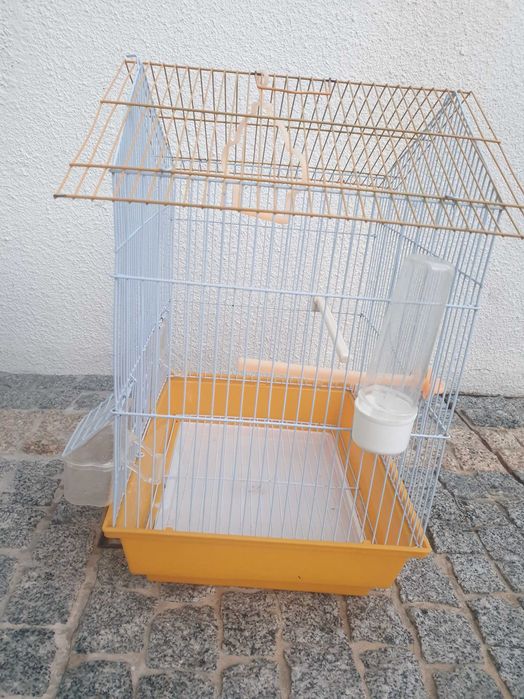 Gaiola para pássaro