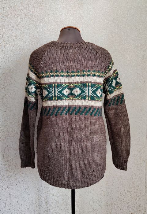 Светр з орнаментом
