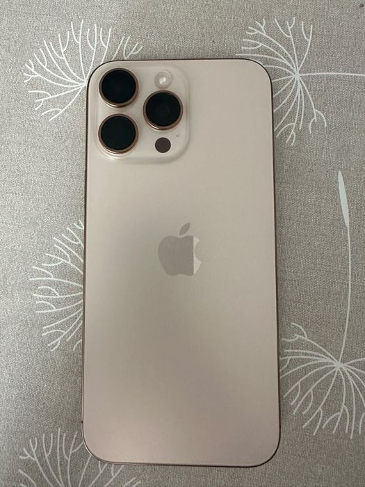 iPhone 16 Pro Max