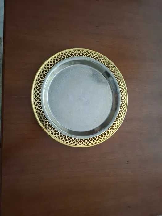 salva de metal antiga