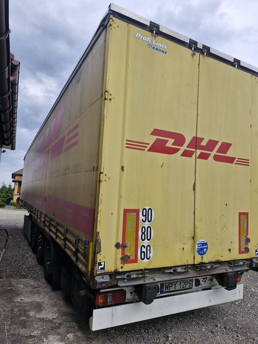 Naczepa firanka Krone