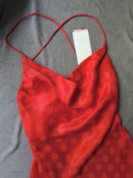 Nowa satynowa czerwona sukienka Zara S w grochy na ramiączkach mini