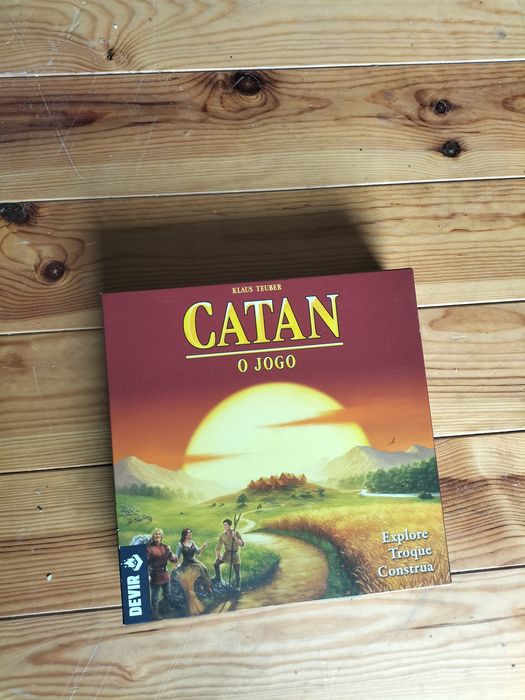 Jogo "Catan" como novo