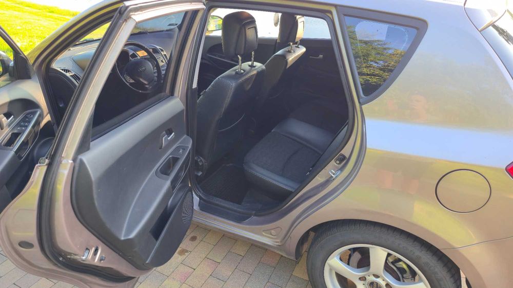 KIA CEED 2008 1.6 crdi