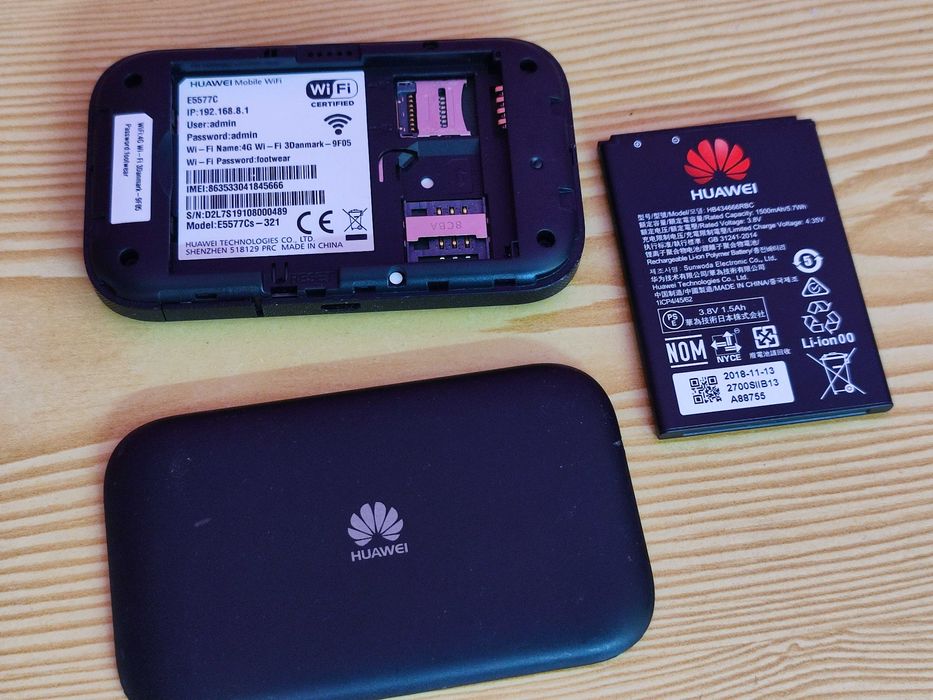 Huawei E5577Cs 4G Hotspot Router