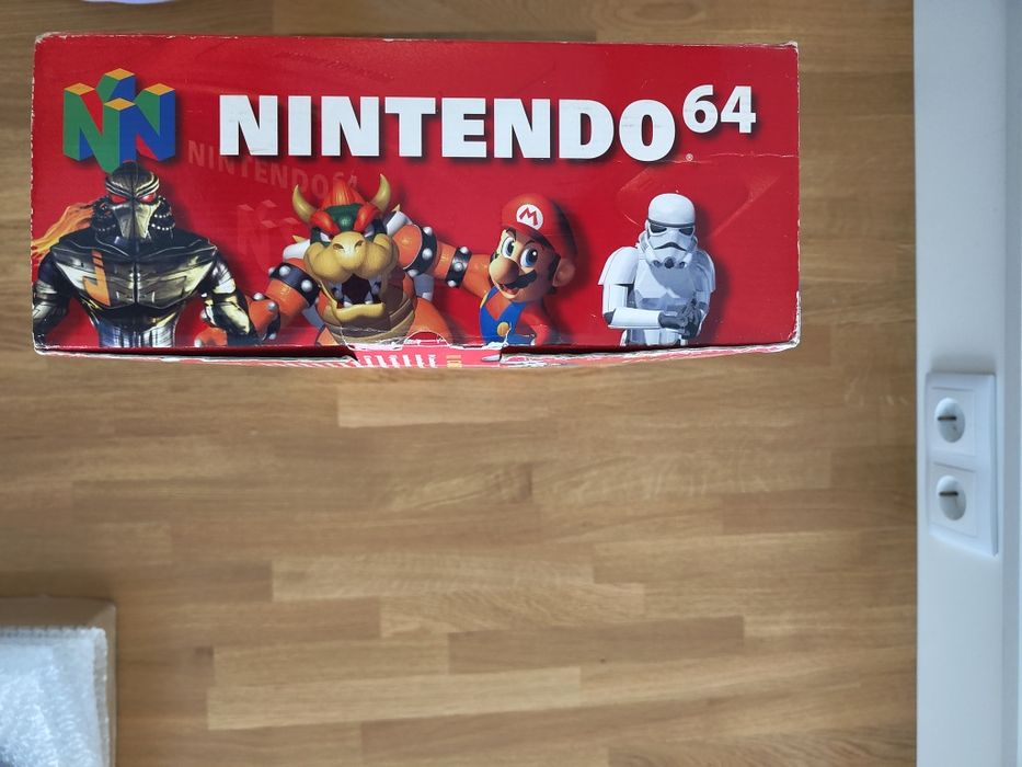 Nintendo 64 em caixa + Jogo Mario 64
