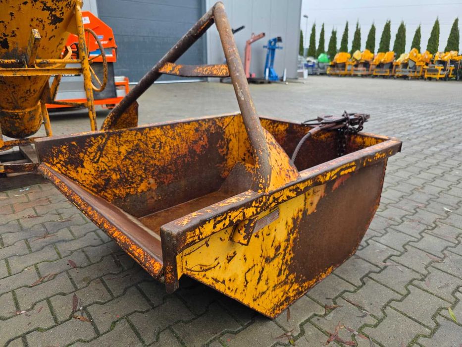 Pojemnik, kontener do betonu Eichinger 1044L 500L SAMOWYŁADOWCZY nr.68