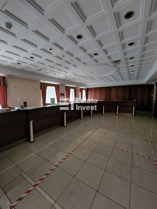 Продам ОСЗ в самом центре города по адресу: ул. Ярослава Мудрого, 23.