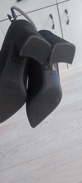 Туфлі замшеві 39 р