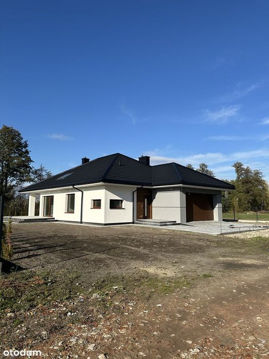 Rodzinny dom parterowy 154 m² • Działka 1000 m² • Garaż • Feliksów