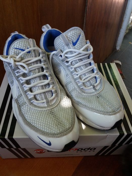 Чоловічі кросівки