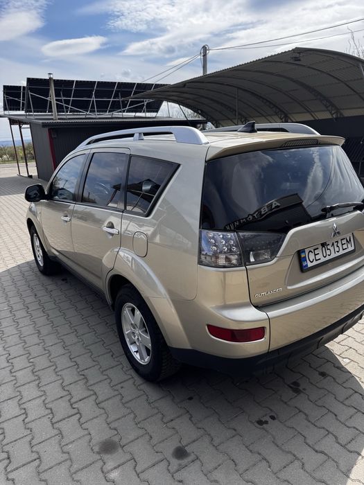 Mitsubishi Outlander II