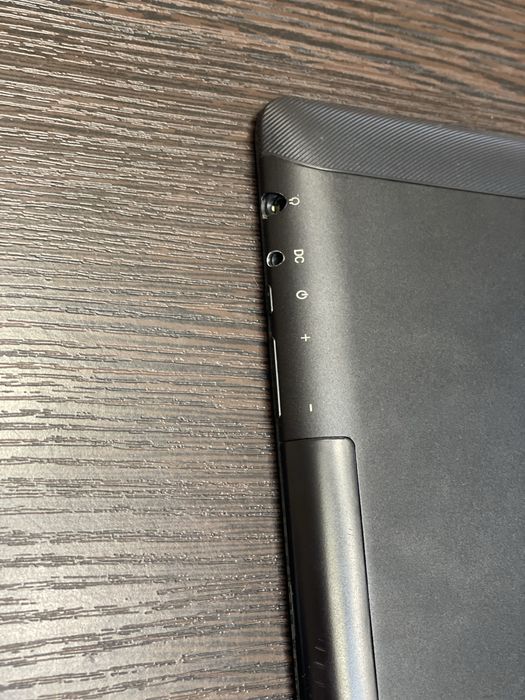 Планшет Digma iDrQ10