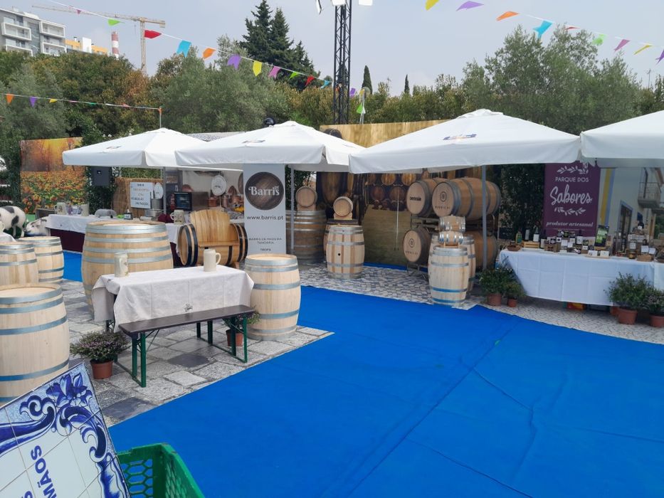 Barris/Pipos/Pipas/barricas em madeira de carvalho e castanho