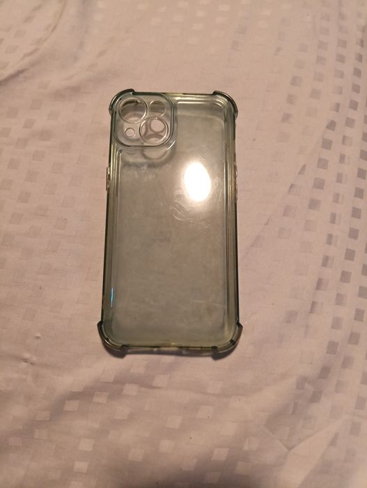 Etui od iPhonów.