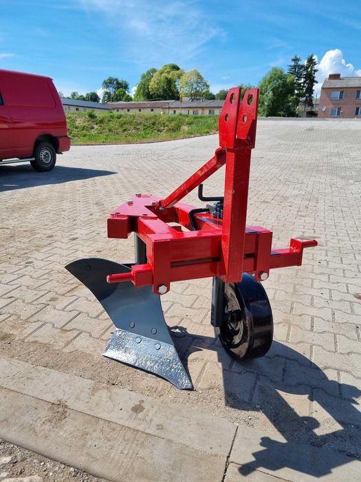 Pług płużek do Kubota jednoskibowy 25 cm z kołem podporowym