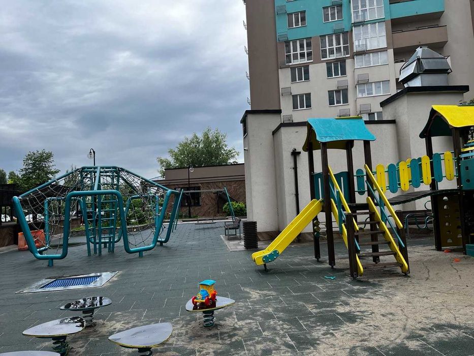 Продаж 2 к квартири в ЖК Теремки, біля лісу і парка, метро Теремки