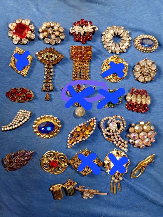 Брошки прошлих лет