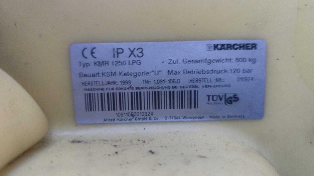 Zamiatarka KARCHER KMR 1250 LPG na gaz silnik HONDA