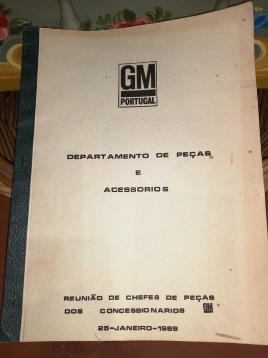 GM Internal Publication - Portugal 1969