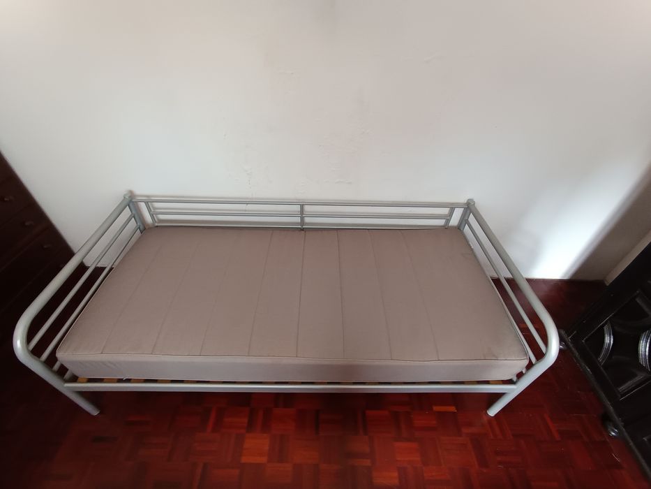 Cama IKEA solteiro Sultana Lien
