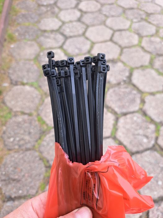 Trytytki, strapy, opaska zaciskawa,trytki, opaski zaciskowe