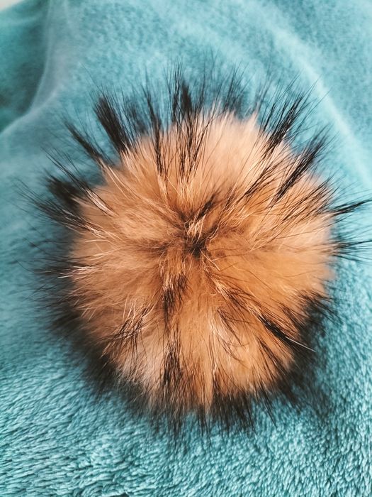 Помпон  на шапку