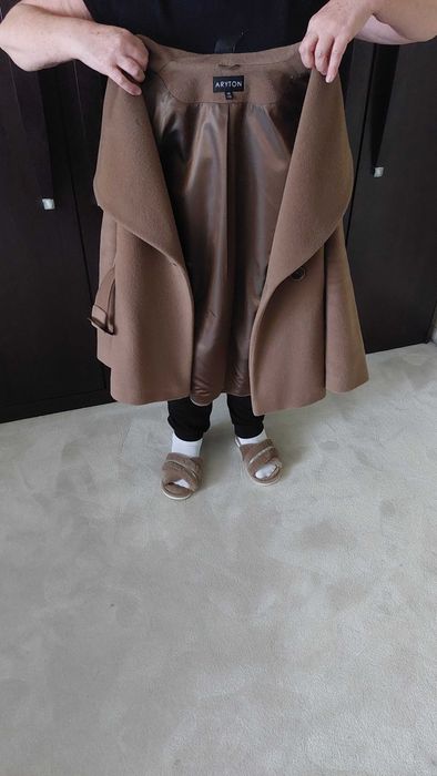 Damski płaszczyk wełniany Aryton.