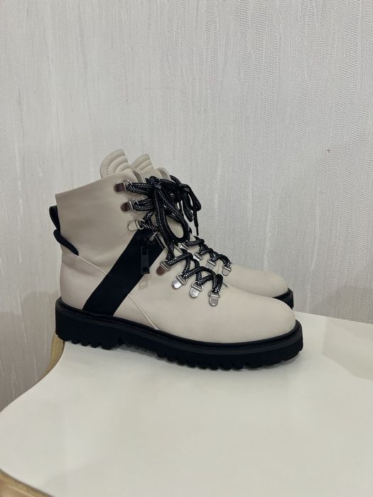 PRPY  -39р. модные ботинки кожа.