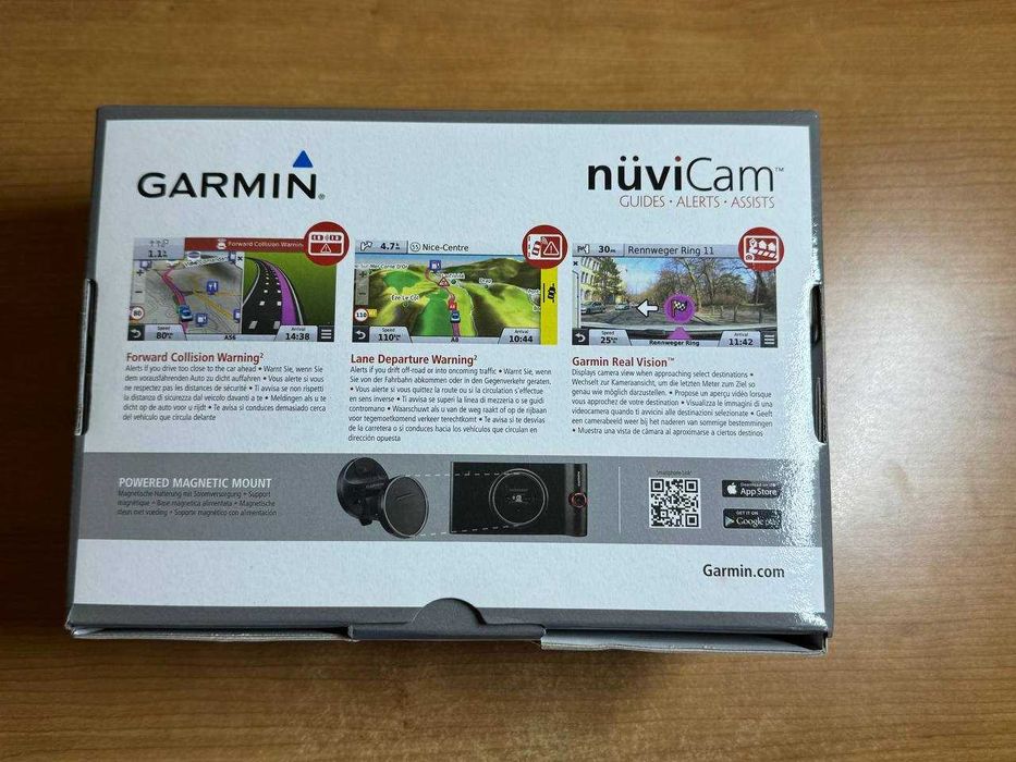 Garmin nüviCam LMT GPS навігатор з відеореєстратором  | Карти | Трафік