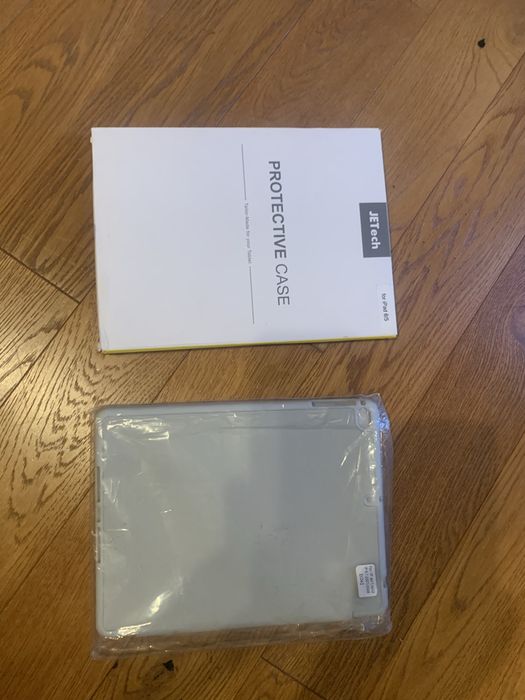 Etui na ipad 6/5