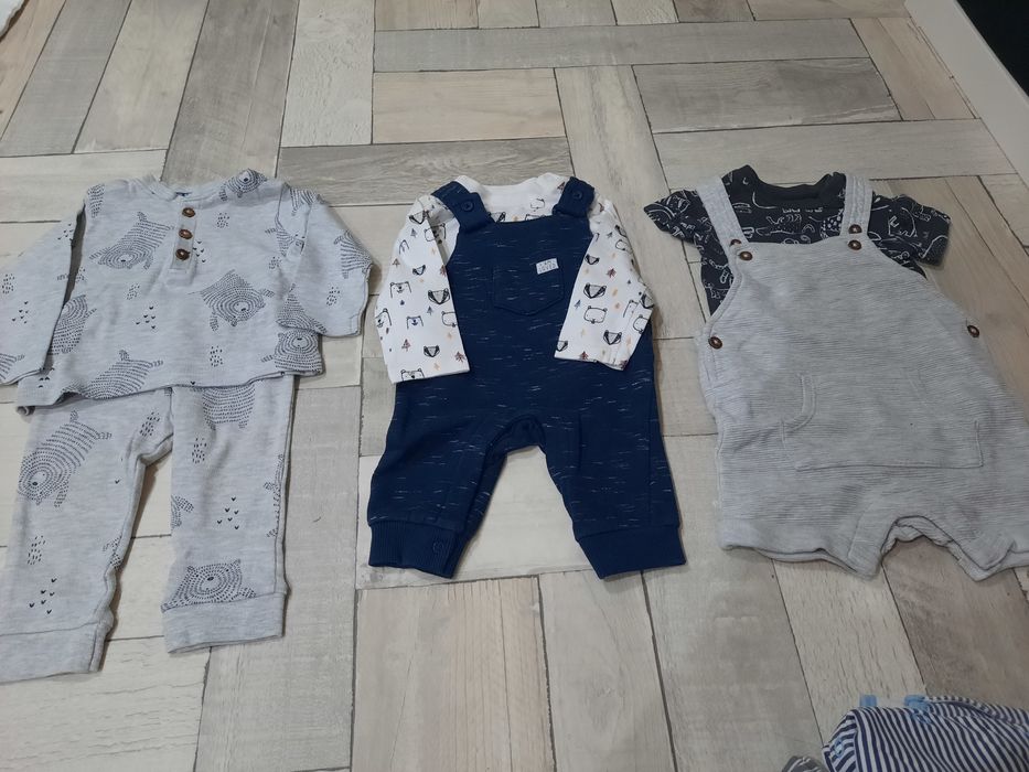 Paka ubrań dla chłopca 0-3 i większe