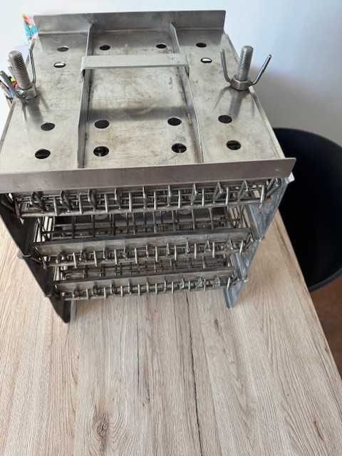 Wieża, kolumna parzelnicza - forma do mięsa