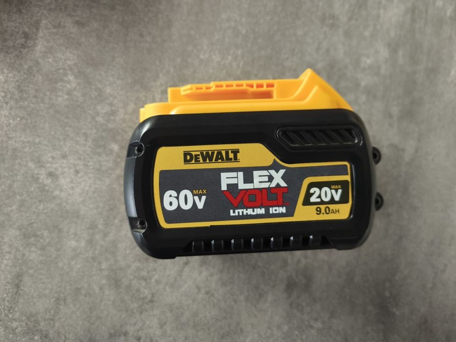 Nowa DeWalt 9.0 AH