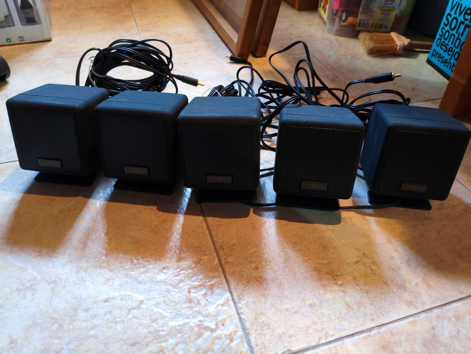 Cambridge soudworks 5.1 Desktop theater DTT 5.1