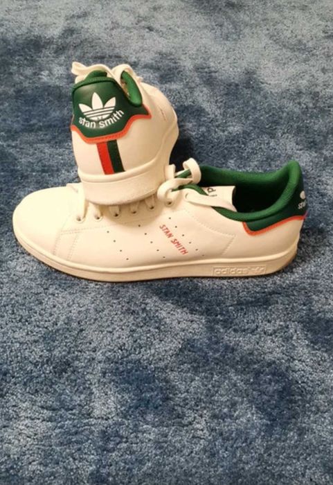 Stan Smith verdes e brancos