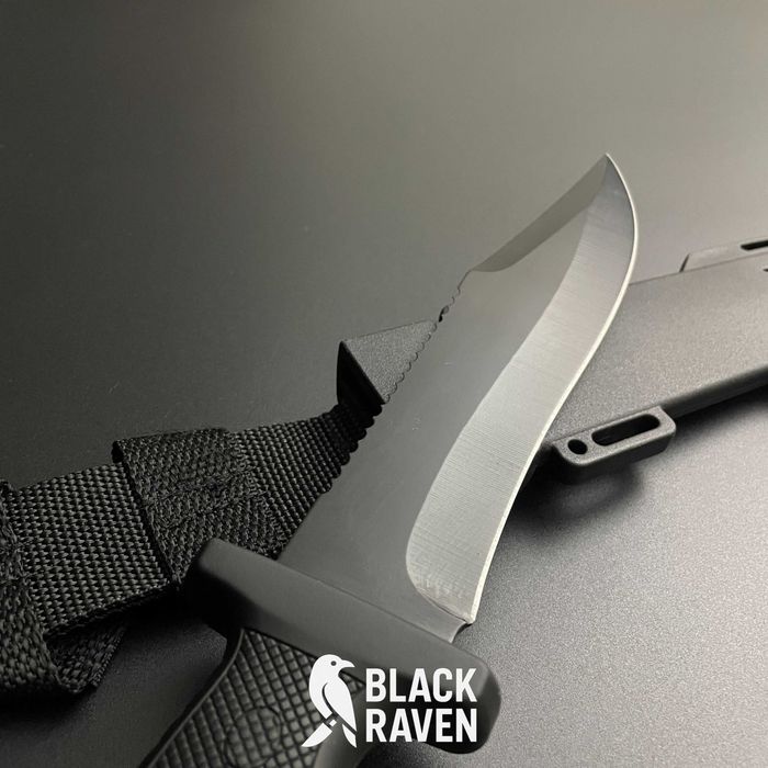 Туристичний ніж Predator