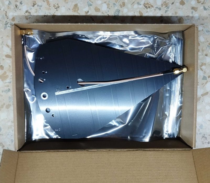 Антена логоперіодична широкосмугова 50MHz-6GHz HTOOL SL10