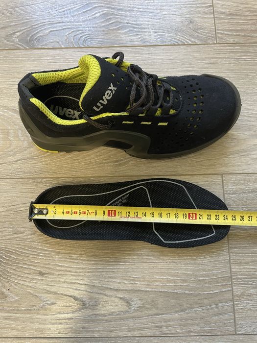Робоче захисне взуття Uvex спецвзуття made in Italy розмір 38
