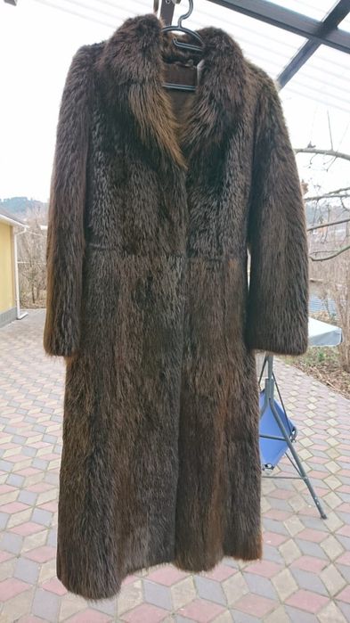 Шуба Новая из бобра в хорошем качестве и Состояние