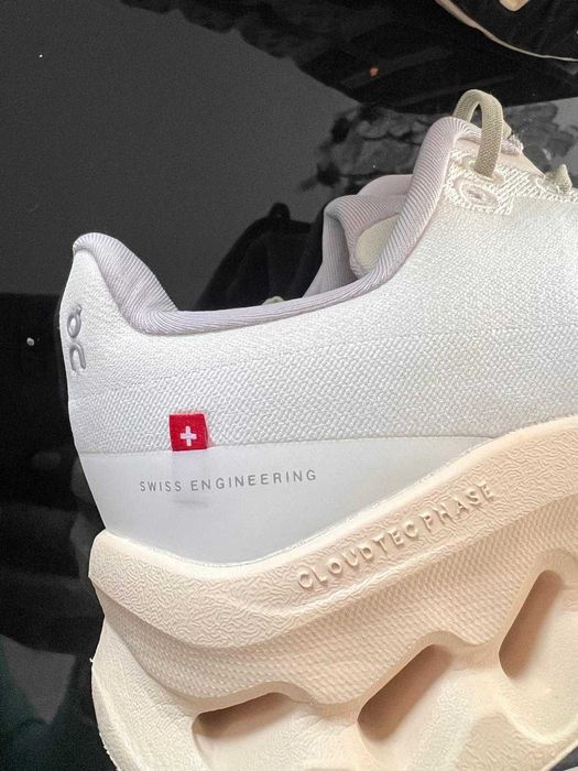 Tenis On  Running Cloudtiltd " Pearl/Ivory