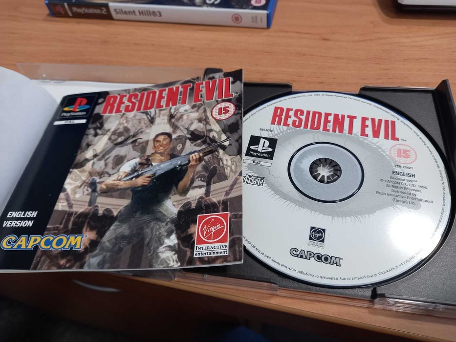 Resident Evil ANG 3xAAA Playstation 1 sklep