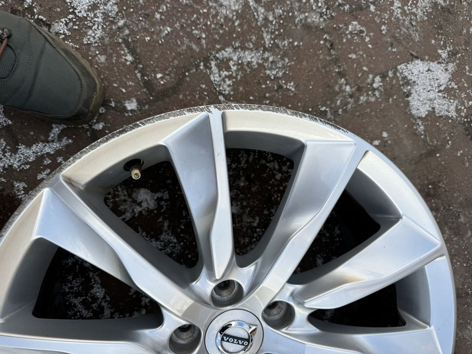 Felgi 18 cali Volvo S90 V90 oryginał