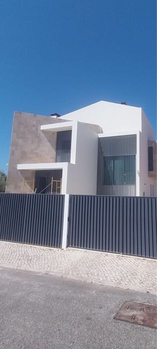 Pinturas interior e exterior, casas de banho , cozinhas remodelaçao