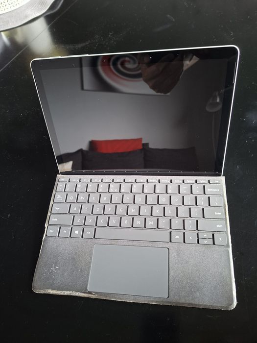 Microsoft Surface Go 2