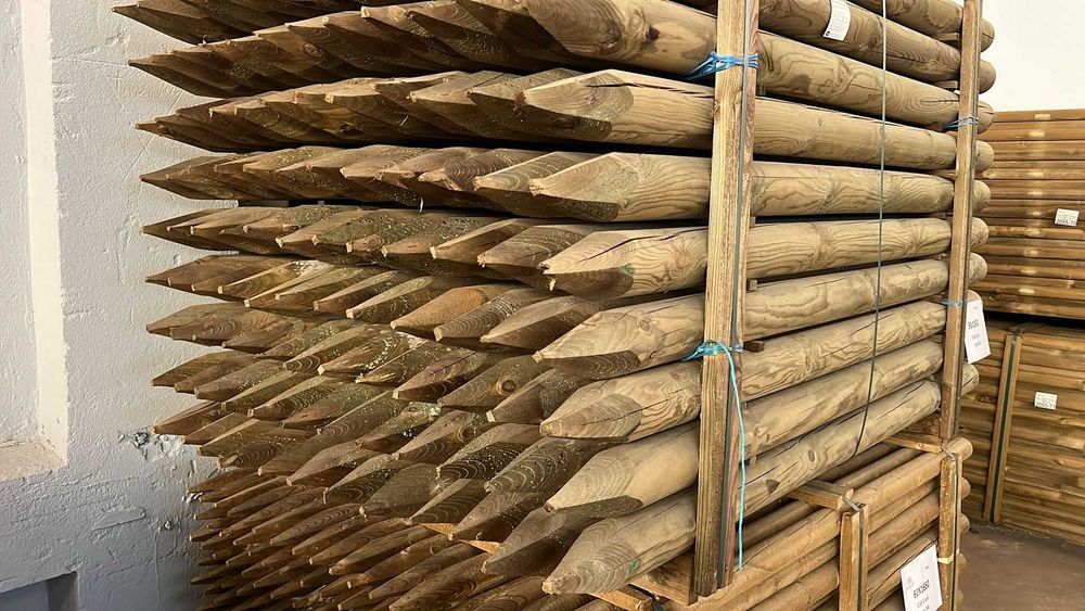 Postes Torneados – PINHO TRATADO CL3