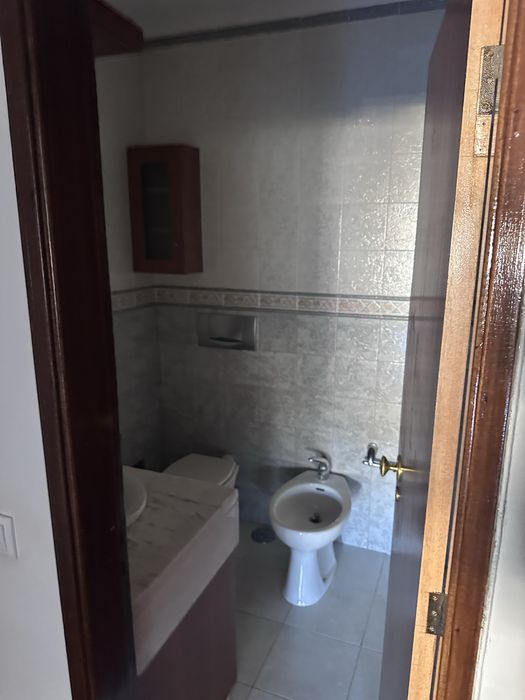 Fantastico T3 para Arrendar – Av. Elísio de Moura, Coimbra