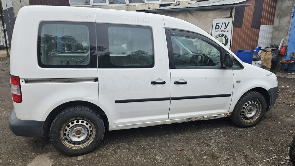 Двери VW Caddy 3 Двери Фольксваген кадди сдвижная левая правая  Запчас